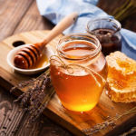 These Honey-Based Remedies Will Help You Fall Asleep